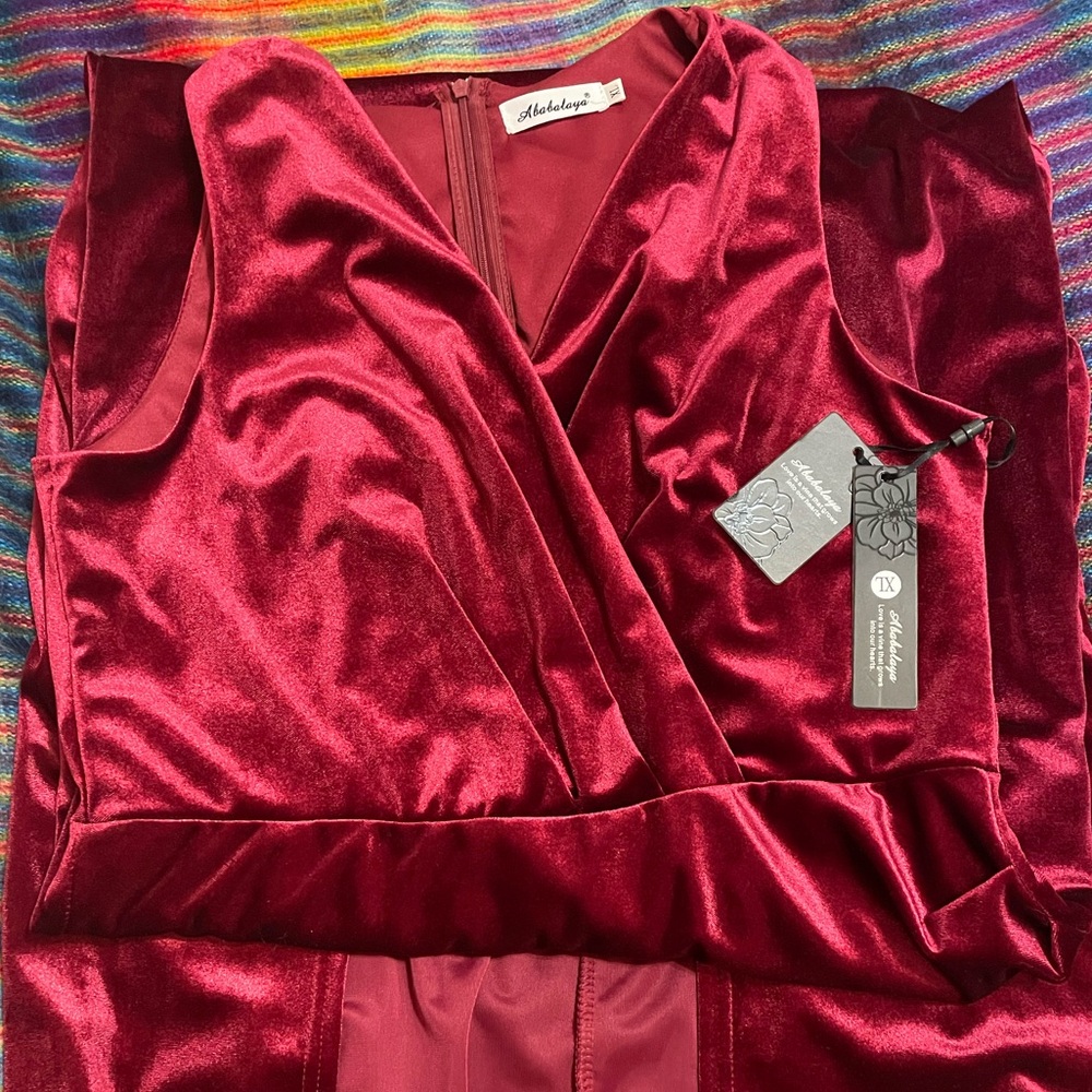Ababalaya deep red velvet dress xl